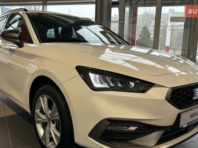 Сеат Леон, объемом двигателя 1.5 л и пробегом 0 тыс. км за 29650 $, фото 3 на Automoto.ua