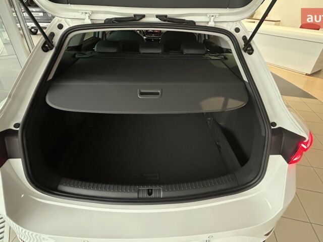 Сеат Леон, объемом двигателя 1.5 л и пробегом 0 тыс. км за 29650 $, фото 8 на Automoto.ua