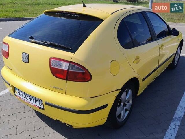 Желтый Сеат Леон, объемом двигателя 1.6 л и пробегом 490 тыс. км за 3100 $, фото 3 на Automoto.ua