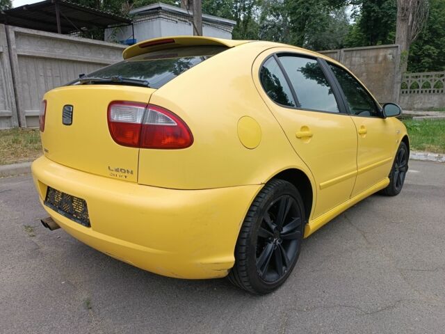 Жовтий Сеат Leon, об'ємом двигуна 1.8 л та пробігом 424 тис. км за 4000 $, фото 8 на Automoto.ua