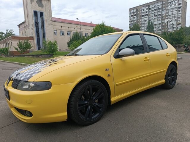Жовтий Сеат Leon, об'ємом двигуна 1.8 л та пробігом 424 тис. км за 4000 $, фото 4 на Automoto.ua