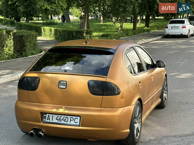 Желтый Сеат Леон, объемом двигателя 1.9 л и пробегом 370 тыс. км за 4150 $, фото 11 на Automoto.ua