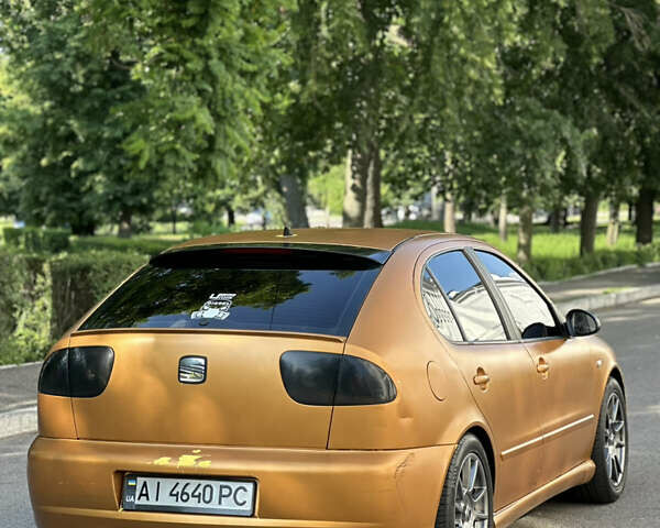 Желтый Сеат Леон, объемом двигателя 1.9 л и пробегом 370 тыс. км за 4150 $, фото 3 на Automoto.ua