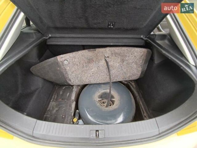 Жовтий Сеат Leon, об'ємом двигуна 1.8 л та пробігом 426 тис. км за 4000 $, фото 17 на Automoto.ua