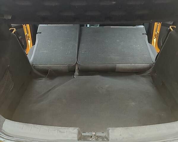 Желтый Сеат Леон, объемом двигателя 1.6 л и пробегом 298 тыс. км за 4300 $, фото 2 на Automoto.ua