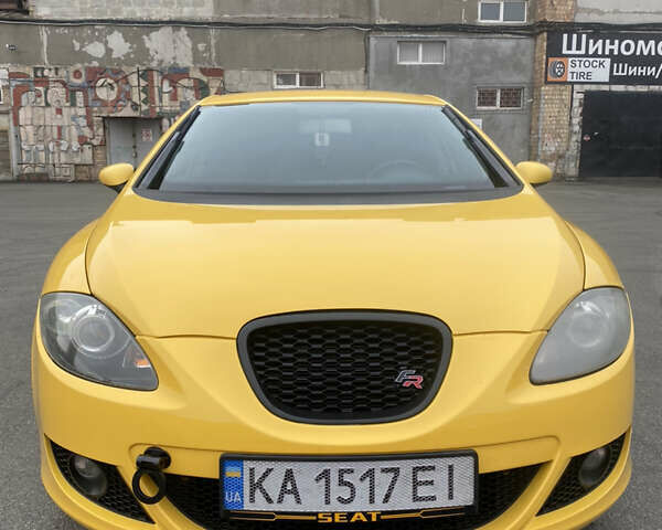 Желтый Сеат Леон, объемом двигателя 2 л и пробегом 197 тыс. км за 5300 $, фото 5 на Automoto.ua