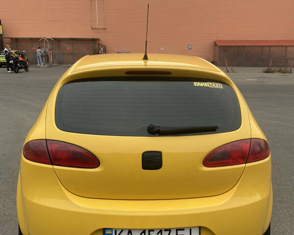 Желтый Сеат Леон, объемом двигателя 2 л и пробегом 197 тыс. км за 5300 $, фото 1 на Automoto.ua