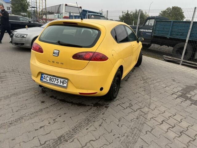 Жовтий Сеат Leon, об'ємом двигуна 1.6 л та пробігом 248 тис. км за 3600 $, фото 2 на Automoto.ua