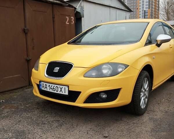 Жовтий Сеат Leon, об'ємом двигуна 1.6 л та пробігом 200 тис. км за 6900 $, фото 2 на Automoto.ua