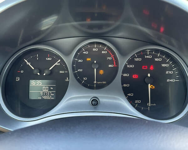 Желтый Сеат Леон, объемом двигателя 1.4 л и пробегом 242 тыс. км за 5200 $, фото 4 на Automoto.ua