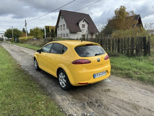 Желтый Сеат Леон, объемом двигателя 1.6 л и пробегом 250 тыс. км за 2000 $, фото 3 на Automoto.ua