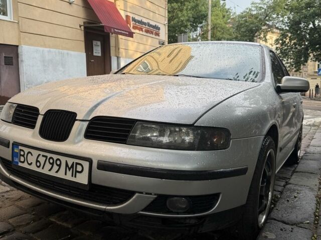 Сірий Сеат Leon, об'ємом двигуна 1.8 л та пробігом 270 тис. км за 3500 $, фото 3 на Automoto.ua