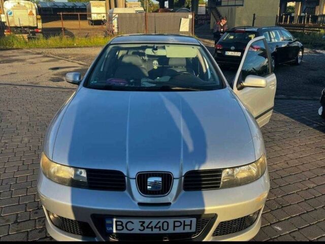 Серый Сеат Леон, объемом двигателя 1.6 л и пробегом 232 тыс. км за 3100 $, фото 1 на Automoto.ua