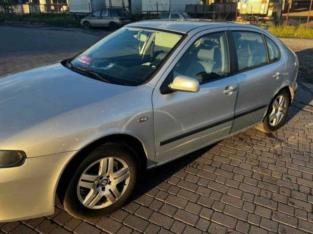 Серый Сеат Леон, объемом двигателя 1.6 л и пробегом 232 тыс. км за 3100 $, фото 3 на Automoto.ua