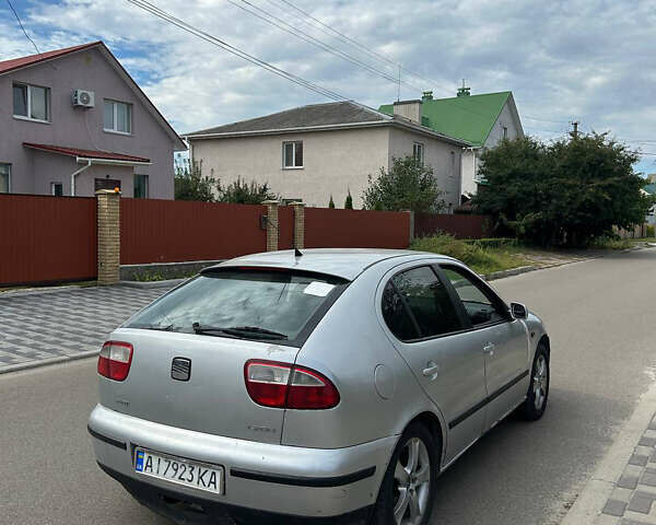 Серый Сеат Леон, объемом двигателя 1.6 л и пробегом 400 тыс. км за 2000 $, фото 3 на Automoto.ua
