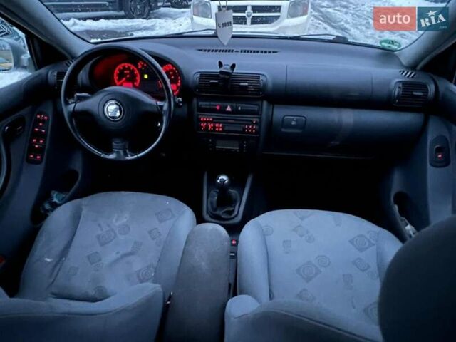 Серый Сеат Леон, объемом двигателя 1.6 л и пробегом 232 тыс. км за 3100 $, фото 20 на Automoto.ua