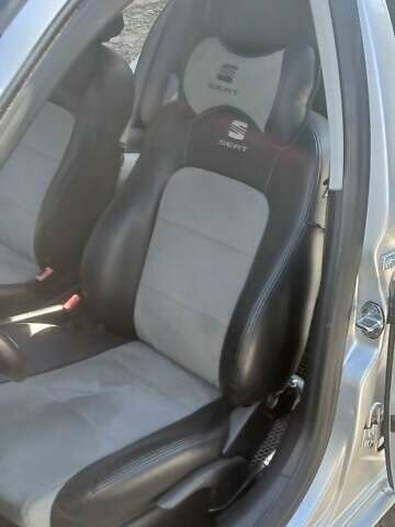 Серый Сеат Леон, объемом двигателя 1.4 л и пробегом 225 тыс. км за 5450 $, фото 2 на Automoto.ua