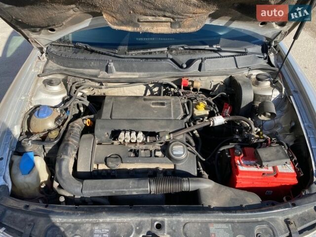 Серый Сеат Леон, объемом двигателя 1.4 л и пробегом 299 тыс. км за 3000 $, фото 17 на Automoto.ua