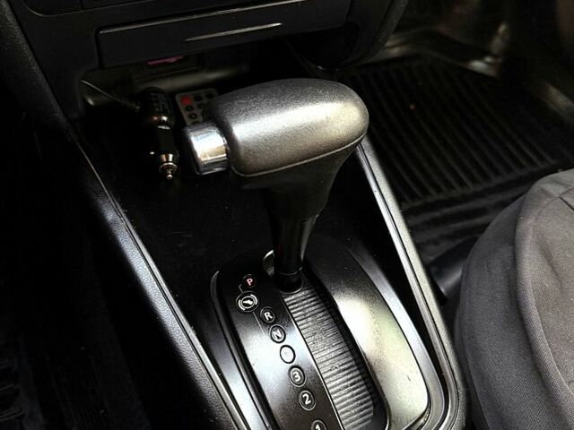 Серый Сеат Леон, объемом двигателя 1.8 л и пробегом 270 тыс. км за 4200 $, фото 11 на Automoto.ua