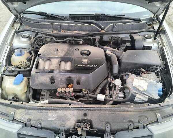 Серый Сеат Леон, объемом двигателя 1.8 л и пробегом 270 тыс. км за 3500 $, фото 11 на Automoto.ua