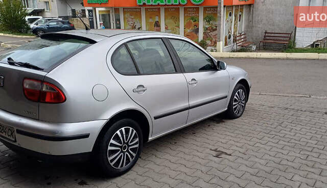 Сеат Leon 2003 у Хмельницькому на Automoto.ua Сірий Сеат Leon, об'ємом двигуна 1.78 л та пробігом 223 тис. км за 3550 $, фото 1 на Automoto.ua