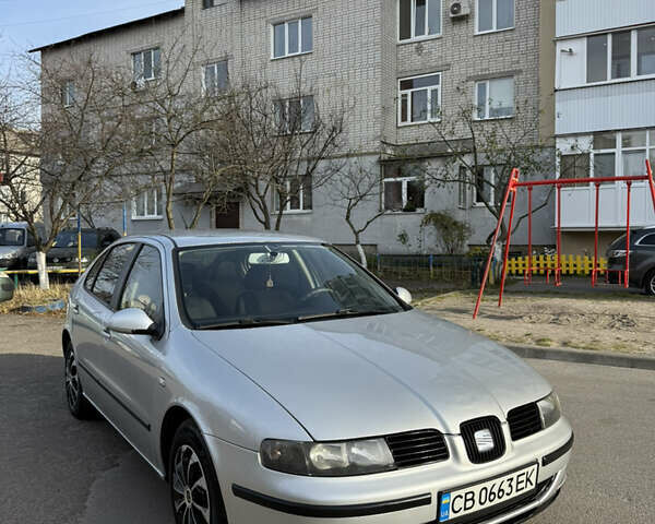 Серый Сеат Леон, объемом двигателя 1.8 л и пробегом 270 тыс. км за 4200 $, фото 3 на Automoto.ua