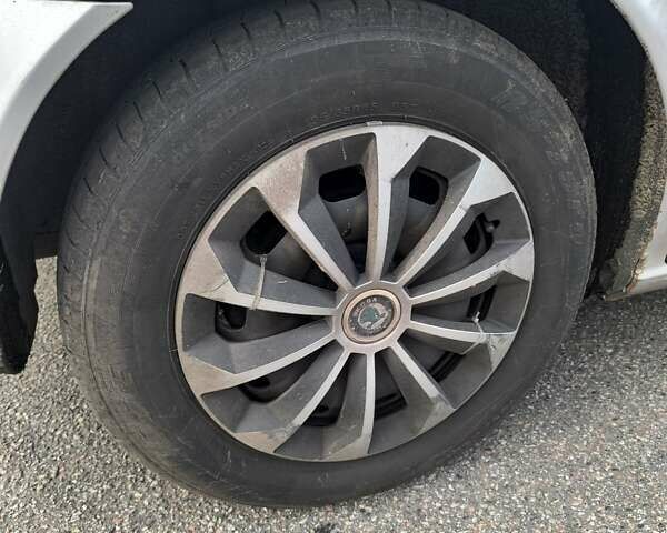 Серый Сеат Леон, объемом двигателя 1.8 л и пробегом 270 тыс. км за 3500 $, фото 4 на Automoto.ua