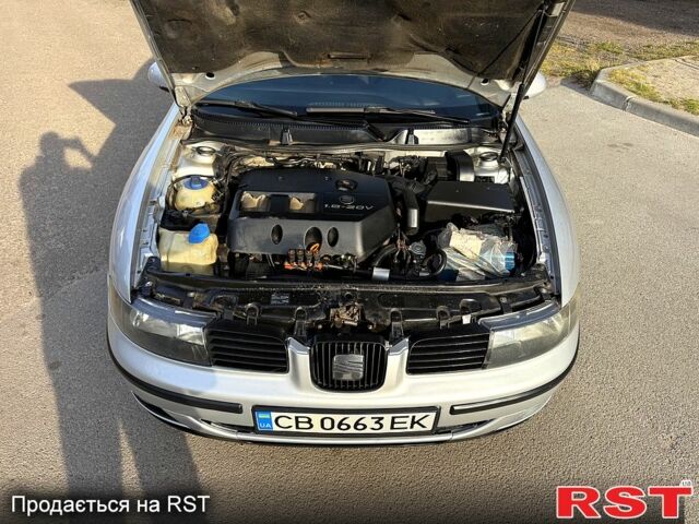 Серый Сеат Леон, объемом двигателя 1.8 л и пробегом 270 тыс. км за 4200 $, фото 8 на Automoto.ua