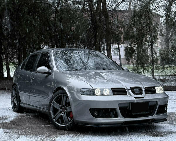 Серый Сеат Леон, объемом двигателя 1.8 л и пробегом 279 тыс. км за 9999 $, фото 15 на Automoto.ua