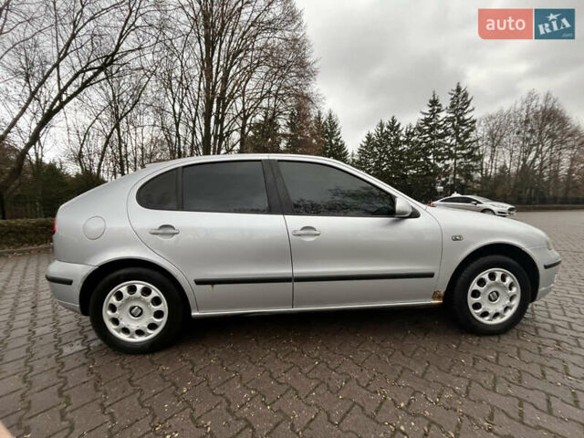 Сірий Сеат Leon, об'ємом двигуна 1.6 л та пробігом 211 тис. км за 4000 $, фото 6 на Automoto.ua