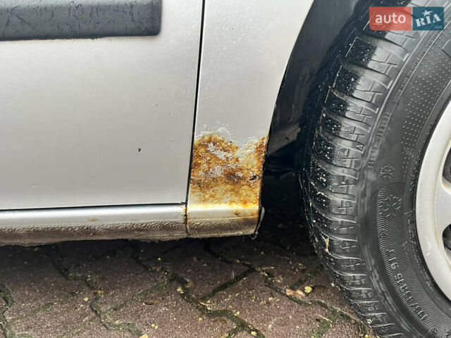 Сірий Сеат Leon, об'ємом двигуна 1.6 л та пробігом 211 тис. км за 4000 $, фото 8 на Automoto.ua