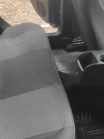 Серый Сеат Леон, объемом двигателя 1.97 л и пробегом 268 тыс. км за 5000 $, фото 22 на Automoto.ua