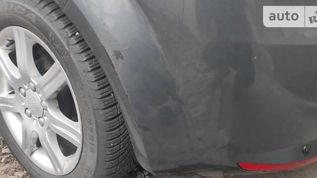 Серый Сеат Леон, объемом двигателя 1.97 л и пробегом 268 тыс. км за 5000 $, фото 34 на Automoto.ua