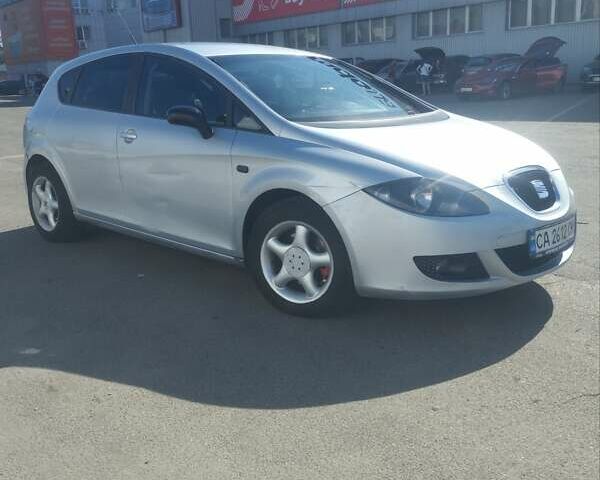 Серый Сеат Леон, объемом двигателя 1.9 л и пробегом 253 тыс. км за 4500 $, фото 8 на Automoto.ua