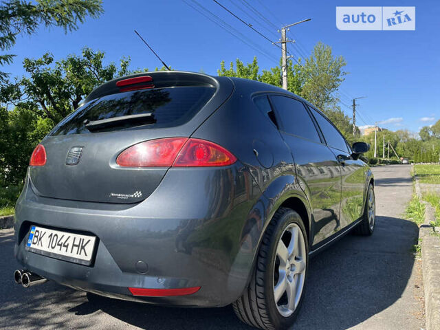 Сірий Сеат Leon, об'ємом двигуна 2 л та пробігом 243 тис. км за 6499 $, фото 4 на Automoto.ua