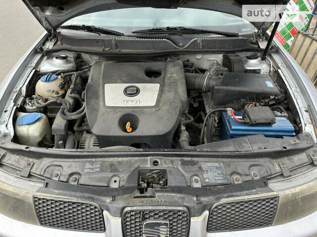 Сірий Сеат Leon, об'ємом двигуна 1.9 л та пробігом 294 тис. км за 3900 $, фото 12 на Automoto.ua