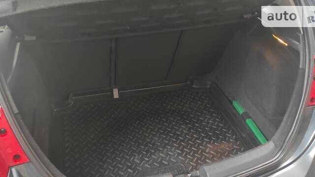 Серый Сеат Леон, объемом двигателя 1.97 л и пробегом 268 тыс. км за 5000 $, фото 28 на Automoto.ua