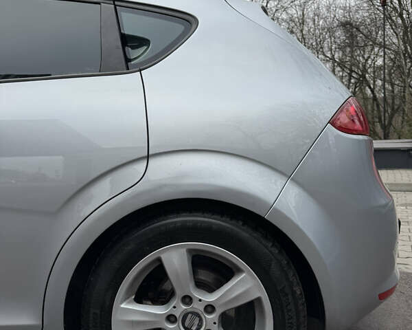 Серый Сеат Леон, объемом двигателя 1.6 л и пробегом 200 тыс. км за 4599 $, фото 22 на Automoto.ua