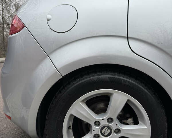 Серый Сеат Леон, объемом двигателя 1.6 л и пробегом 200 тыс. км за 4599 $, фото 21 на Automoto.ua