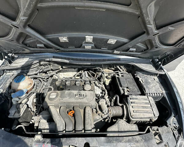 Сірий Сеат Leon, об'ємом двигуна 1.98 л та пробігом 239 тис. км за 4300 $, фото 8 на Automoto.ua