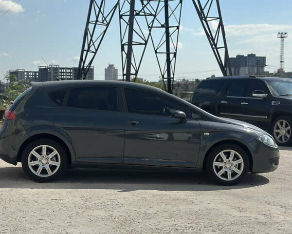 Сірий Сеат Leon, об'ємом двигуна 1.98 л та пробігом 239 тис. км за 4300 $, фото 3 на Automoto.ua