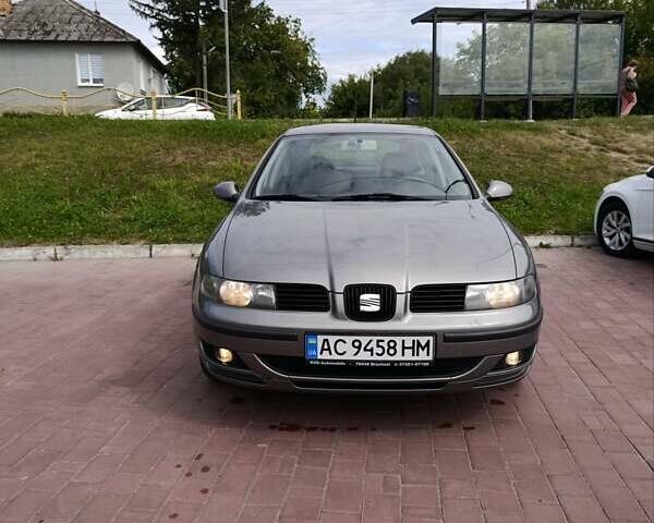 Сірий Сеат Leon, об'ємом двигуна 1.6 л та пробігом 183 тис. км за 4900 $, фото 2 на Automoto.ua