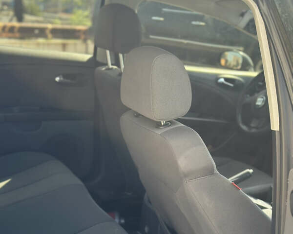 Сірий Сеат Leon, об'ємом двигуна 1.98 л та пробігом 239 тис. км за 4300 $, фото 6 на Automoto.ua