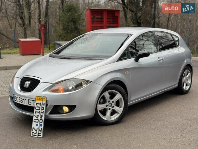 Серый Сеат Леон, объемом двигателя 1.6 л и пробегом 200 тыс. км за 4599 $, фото 3 на Automoto.ua