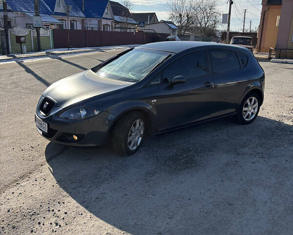 Серый Сеат Леон, объемом двигателя 1.98 л и пробегом 238 тыс. км за 4400 $, фото 7 на Automoto.ua