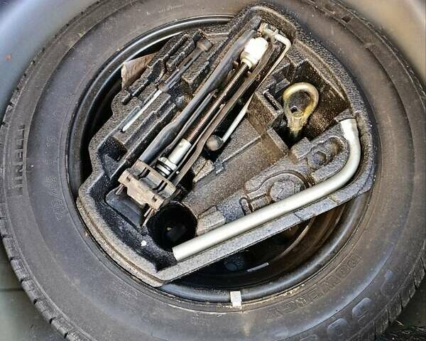 Сірий Сеат Leon, об'ємом двигуна 1.6 л та пробігом 183 тис. км за 4900 $, фото 12 на Automoto.ua