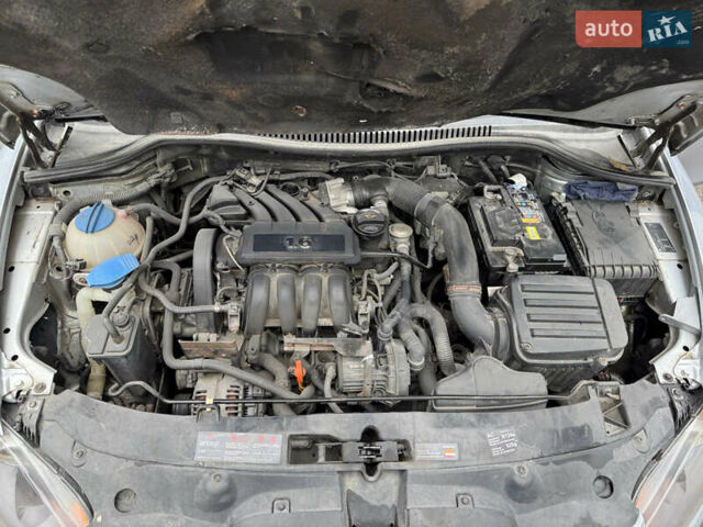 Серый Сеат Леон, объемом двигателя 1.6 л и пробегом 200 тыс. км за 4599 $, фото 43 на Automoto.ua
