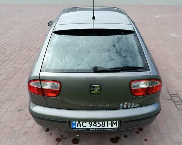 Сірий Сеат Leon, об'ємом двигуна 1.6 л та пробігом 183 тис. км за 4900 $, фото 4 на Automoto.ua