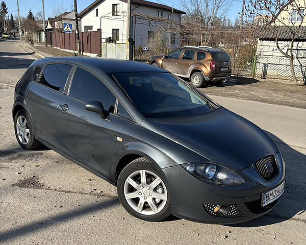Серый Сеат Леон, объемом двигателя 1.98 л и пробегом 238 тыс. км за 4400 $, фото 2 на Automoto.ua
