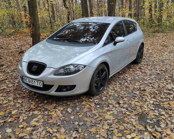 Сірий Сеат Leon, об'ємом двигуна 1.9 л та пробігом 353 тис. км за 4000 $, фото 1 на Automoto.ua